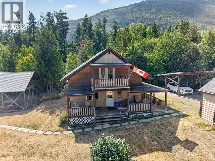 Property Photo: 411 Christison Road Southwest BC V1E 3B4