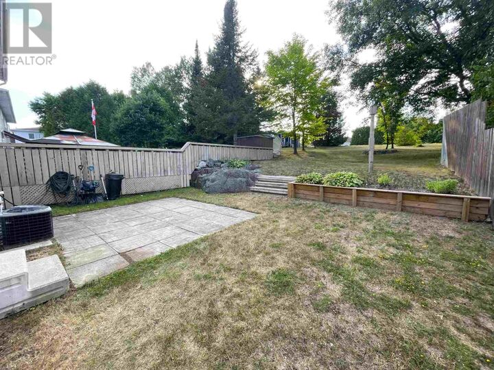 Property Photo: 79 Colwill Dr ON P5A 2Z9