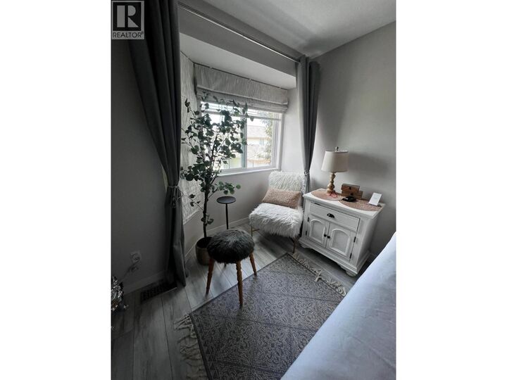 Property Photo: 2020 Robson Place 14 BC V2C 2N2