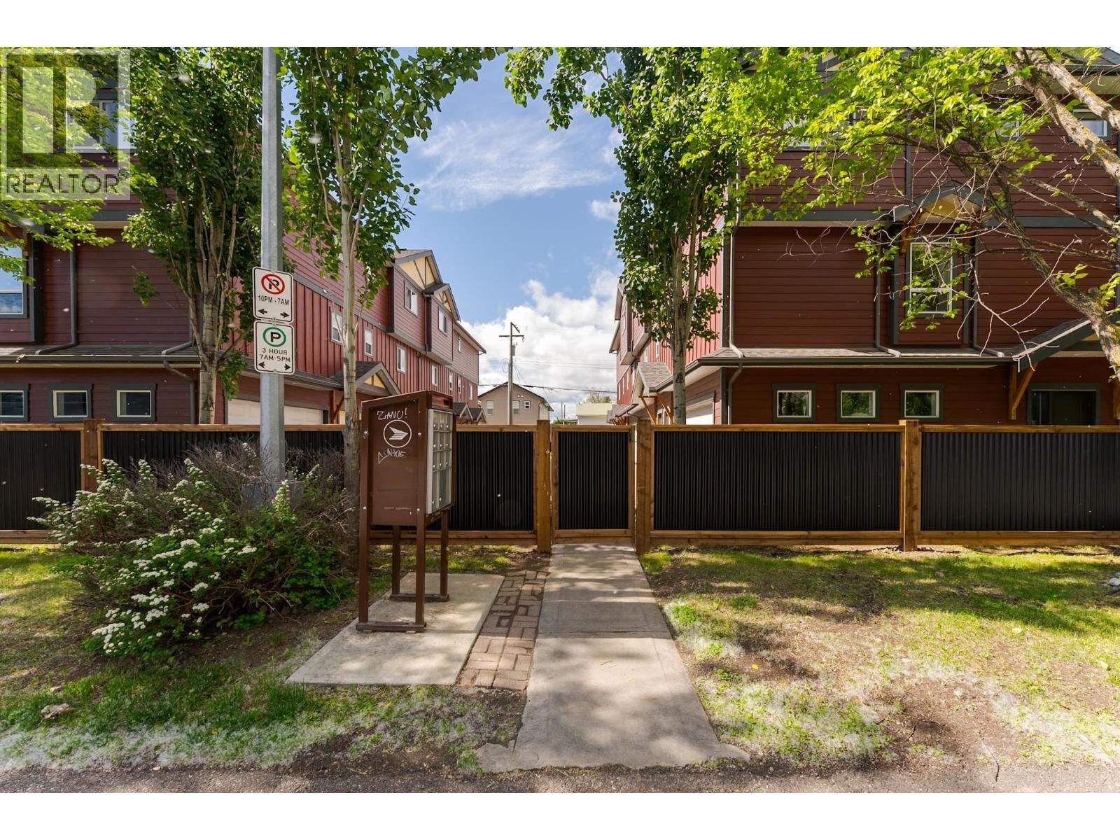 Property Photo: 1699 7th Avenue 106 BC V2L 0C1
