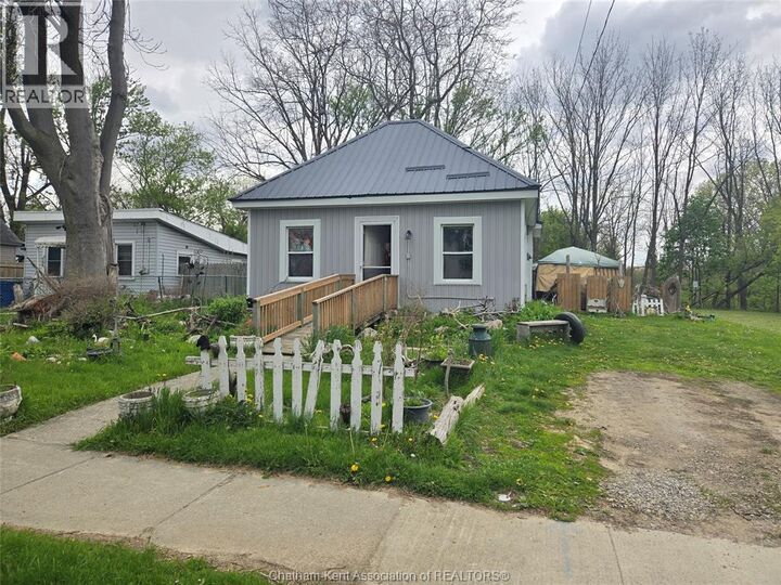 Property Photo:  249 King Street East  ON N7M 3N3 