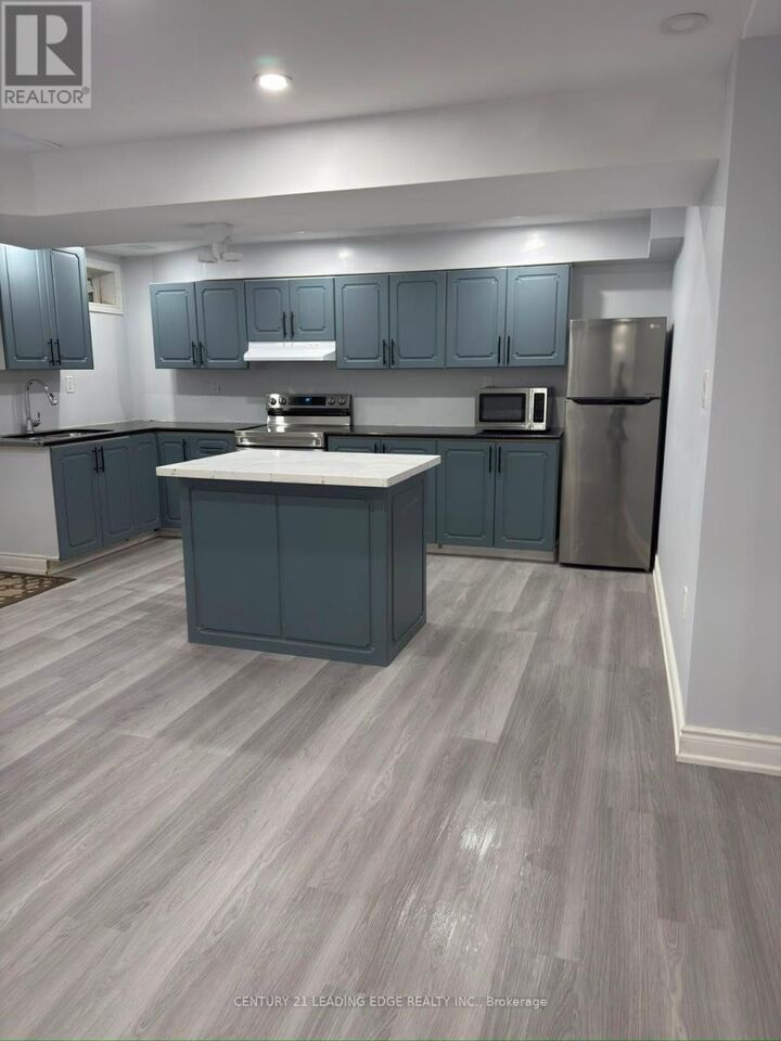 Property Photo: 1373 Clearbrook Drive ON L1K 0G8