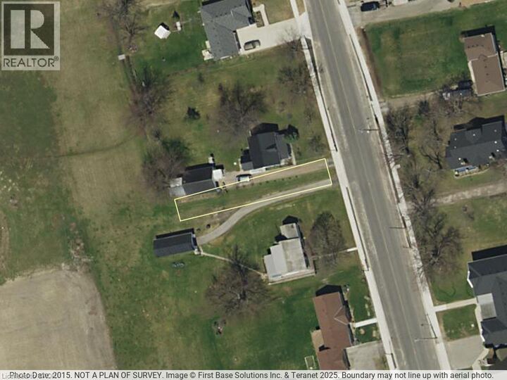 88 Erie Avenue North — photo 1