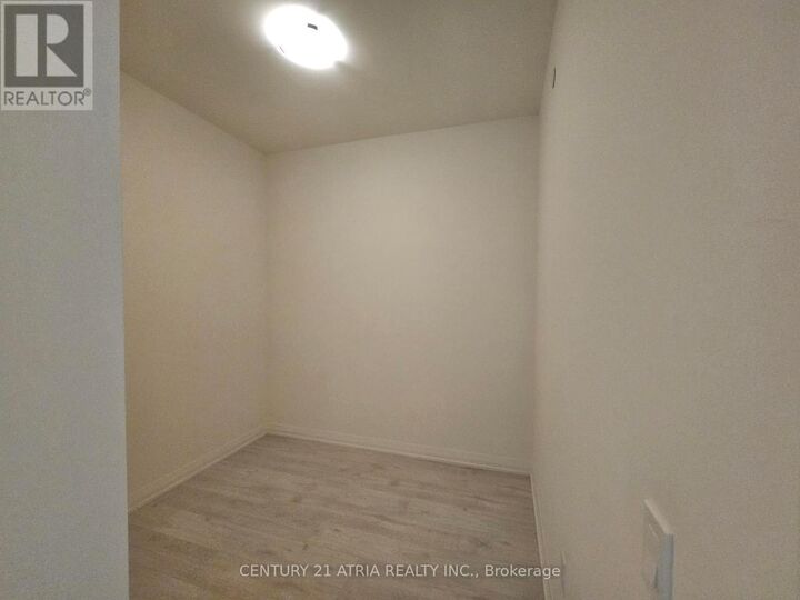 Property Photo:  8960 Jane Street 1108  ON L4K 2M9 