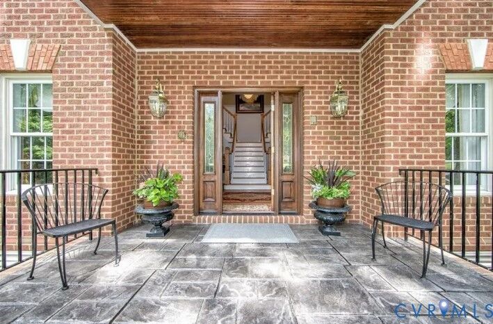 Property Photo: 1638 Fallen Timber Trail VA 23139