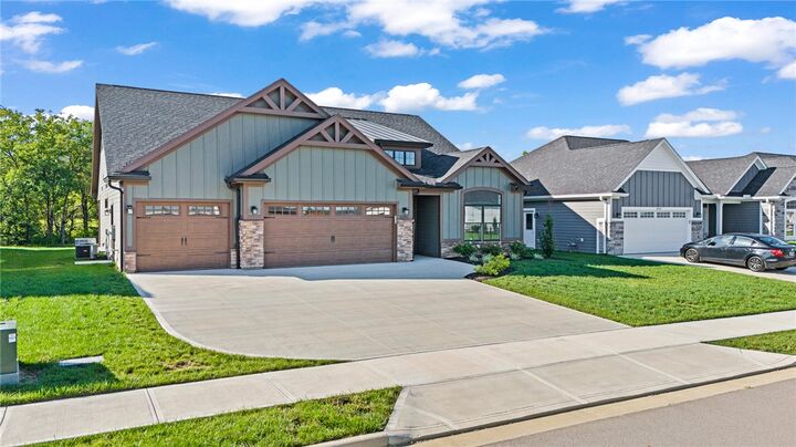 Property Photo: 2197 Emerson Way OH 45373