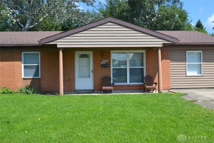 Property Photo:  846 Aspen Road  OH 45344 