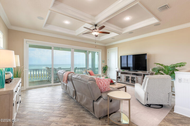 Property Photo:  2282 S Ocean Shore Boulevard  FL 32136 