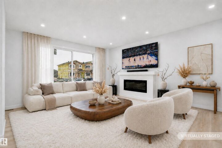 Property Photo: 525 Robinson Boulevard AB T9E 1P8
