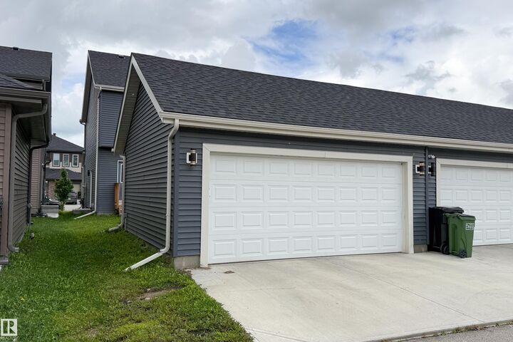 Property Photo:  7109 Chivers Close SW  AB T6W 4L3 