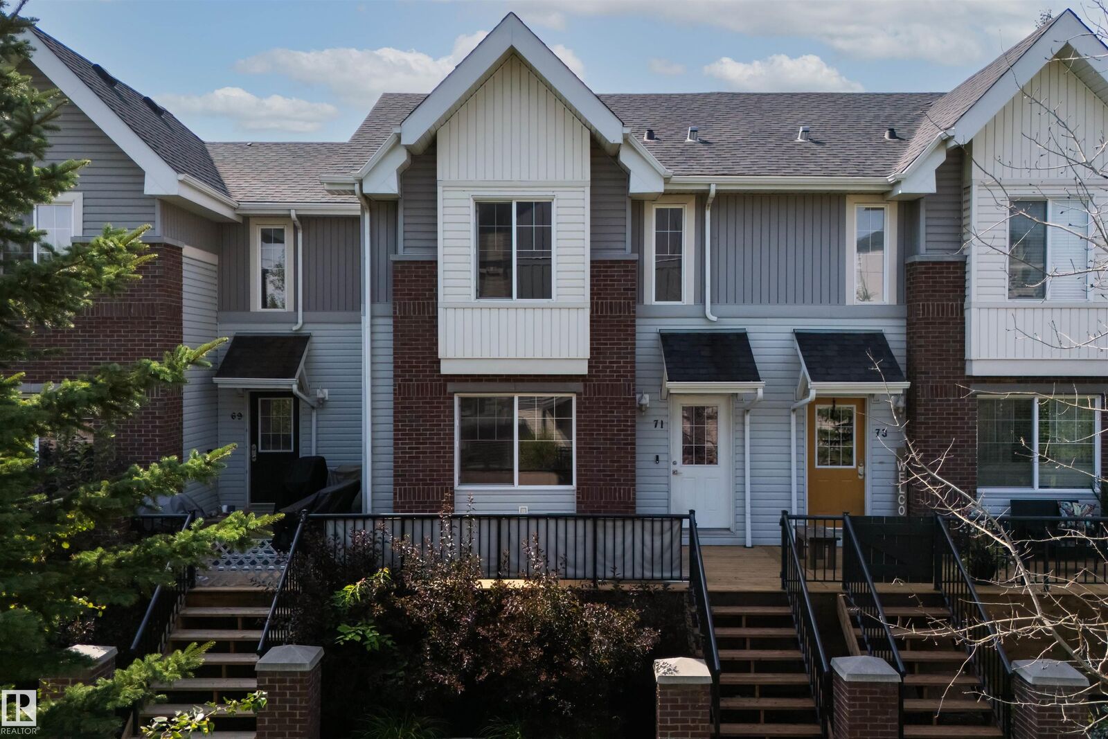 Property Photo:  2336 Aspen Trail 71  AB T8H 0J1 