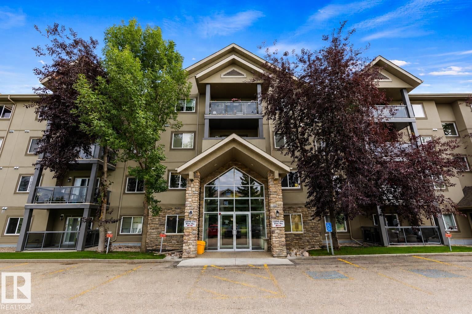 Property Photo:  279 Suder Greens Drive NW 233  AB T5T 6X6 