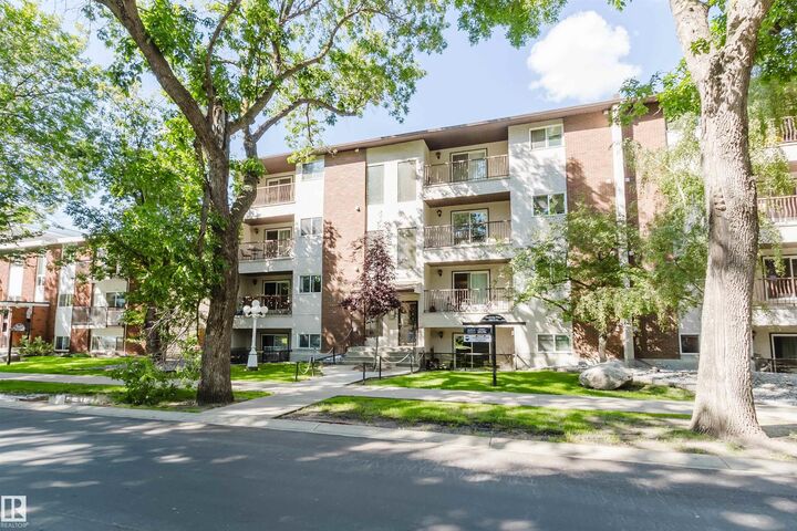 Property Photo:  10520 80 Avenue NW 106  AB T6E 1V3 