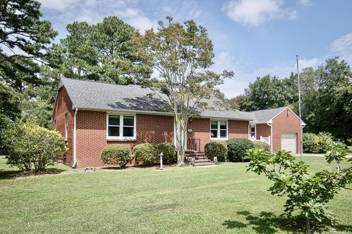 Property Photo: 14329 Westwind Dr VA 23417