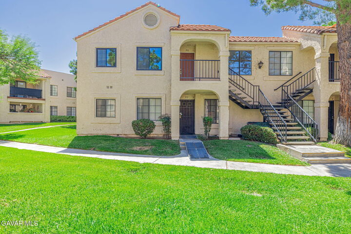 Property Photo:  2554 Olive Drive Apt 98  CA 93550 