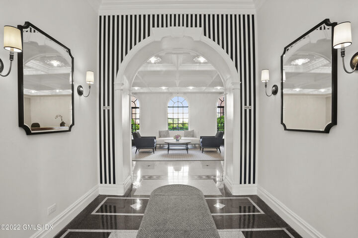 Property Photo:  40 W Elm Street 2M  CT 06830 
