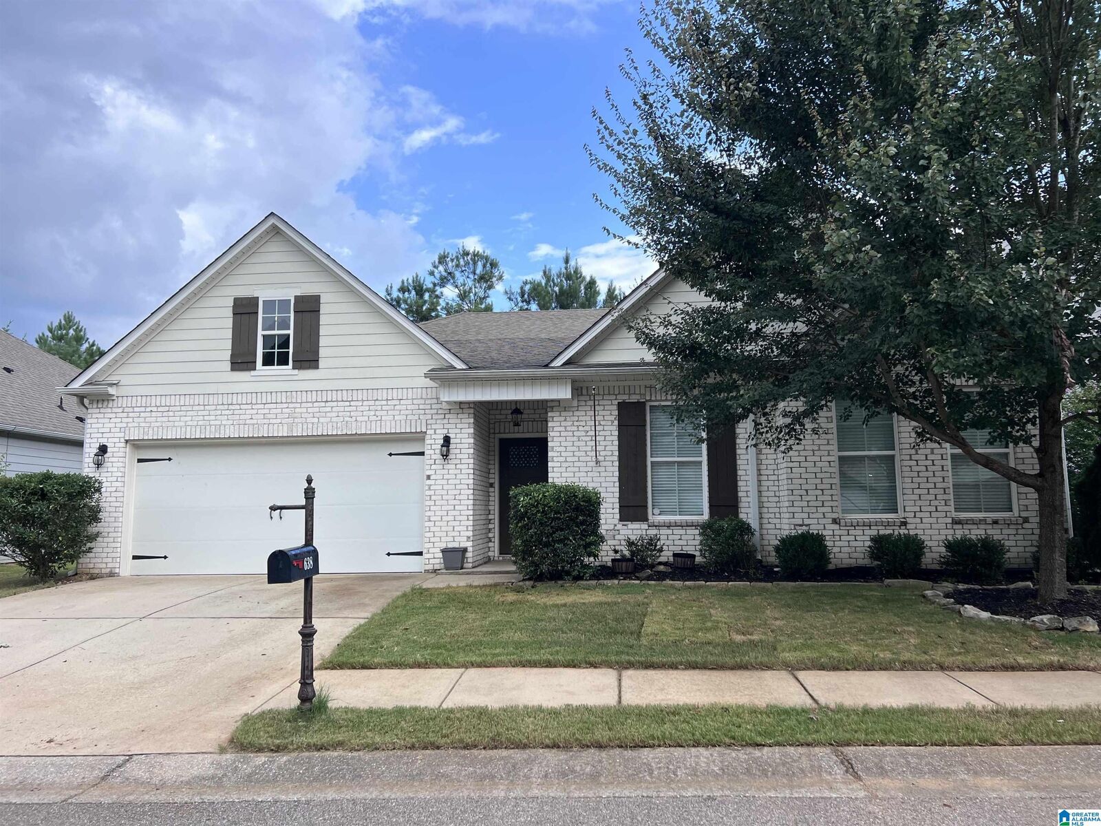 Property Photo: 638 Chelsea Station Drive AL 35043