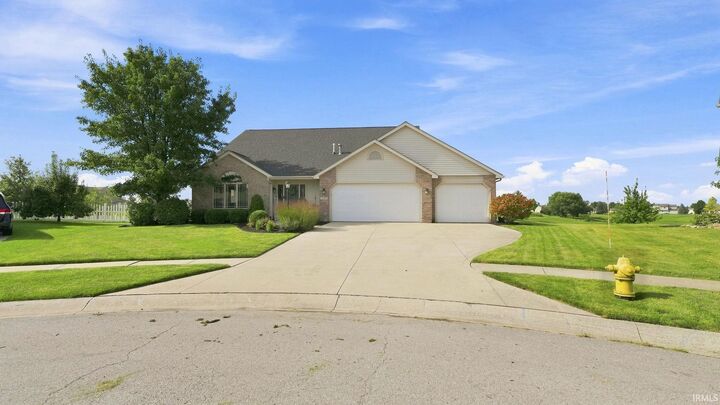 Property Photo: 12303 Cliff View Court IN 46818-8540