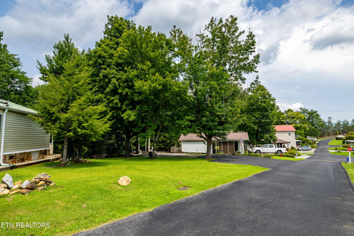 Property Photo:  449 Mountain Thrush Drive  TN 37882 