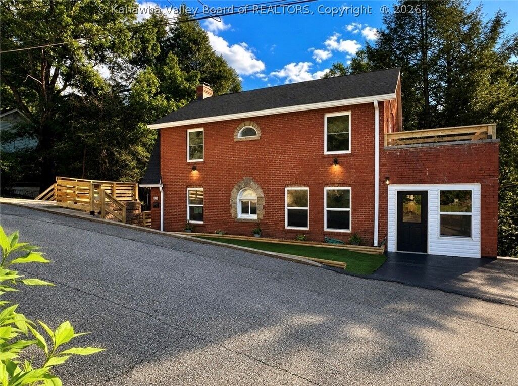 Property Photo:  803 Laurel Road  WV 25314 