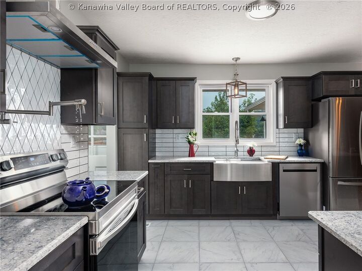 Property Photo: 5446 Longview Drive WV 25313