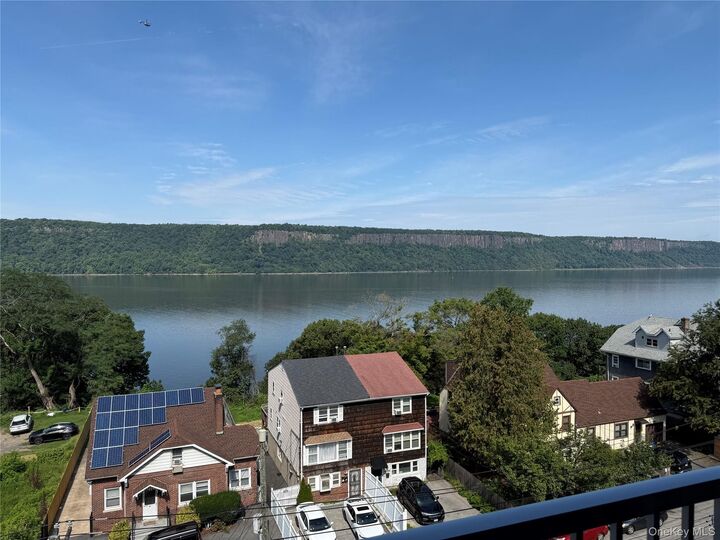 Property Photo: 650 Warburton 5E NY 10701