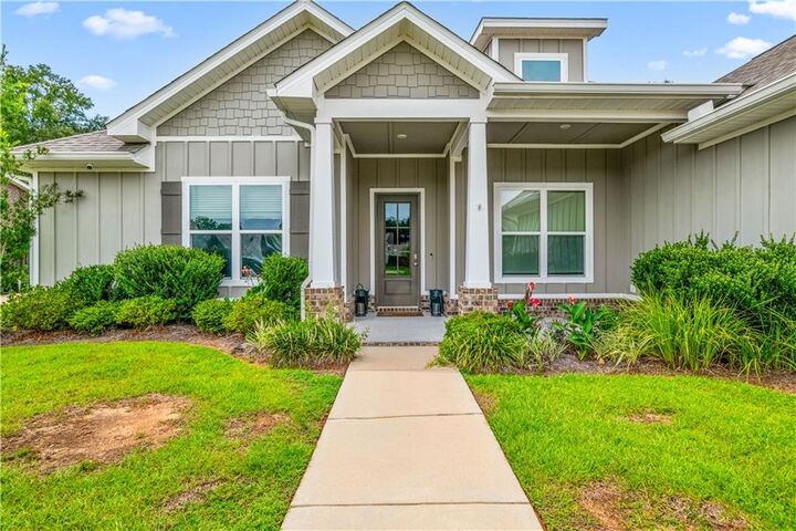 Property Photo: 420 Nandina Loop AL 36532