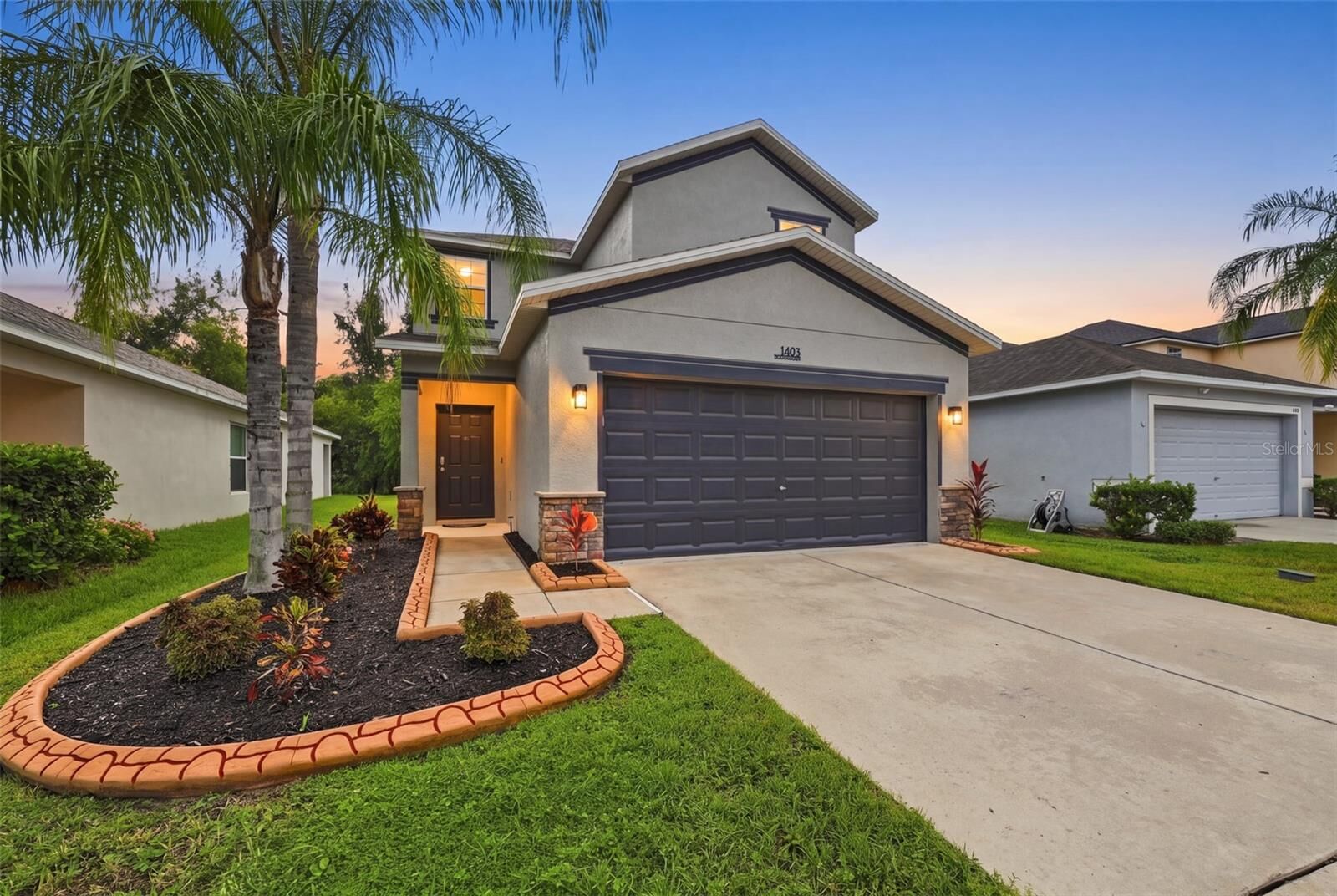 Property Photo:  1403 Trailwater Street  FL 33570 