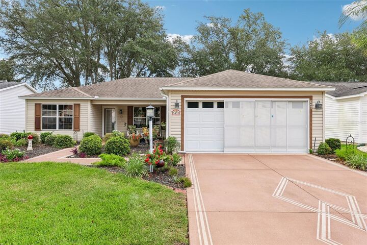 Property Photo:  3495 Auburndale Avenue  FL 32162 