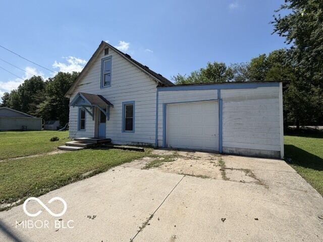 Property Photo:  230 N Peru Street  IN 46034 