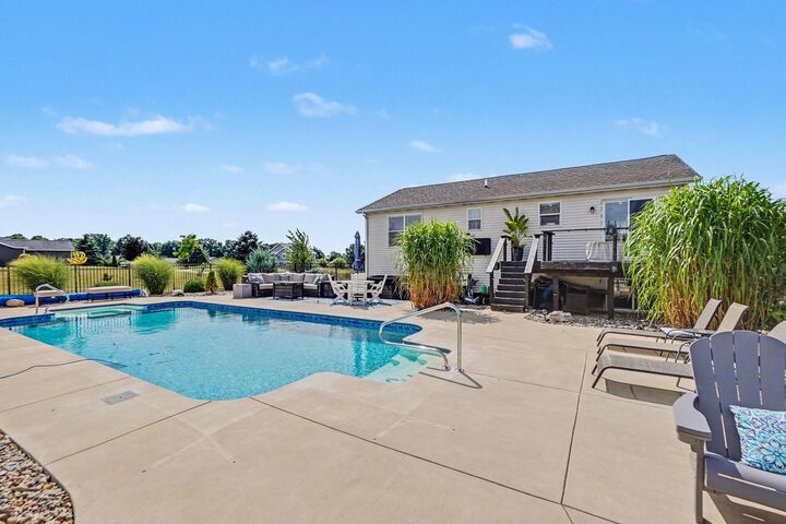 Property Photo:  5192 Lilac Lane  MI 49412 