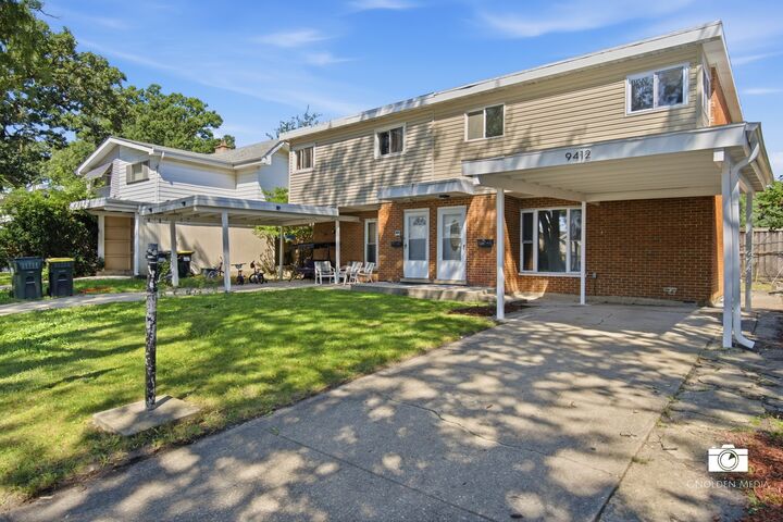 Property Photo: 9412 Noel Avenue IL 60016
