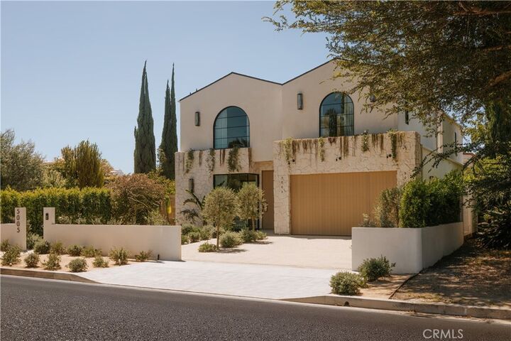 Property Photo: 5005 Rubio Avenue CA 91436