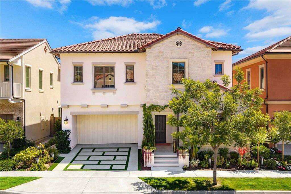 Property Photo: 112 Green Rdg CA 92602