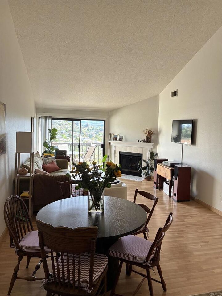 Property Photo:  2146 Valleydale Lane  CA 92024 