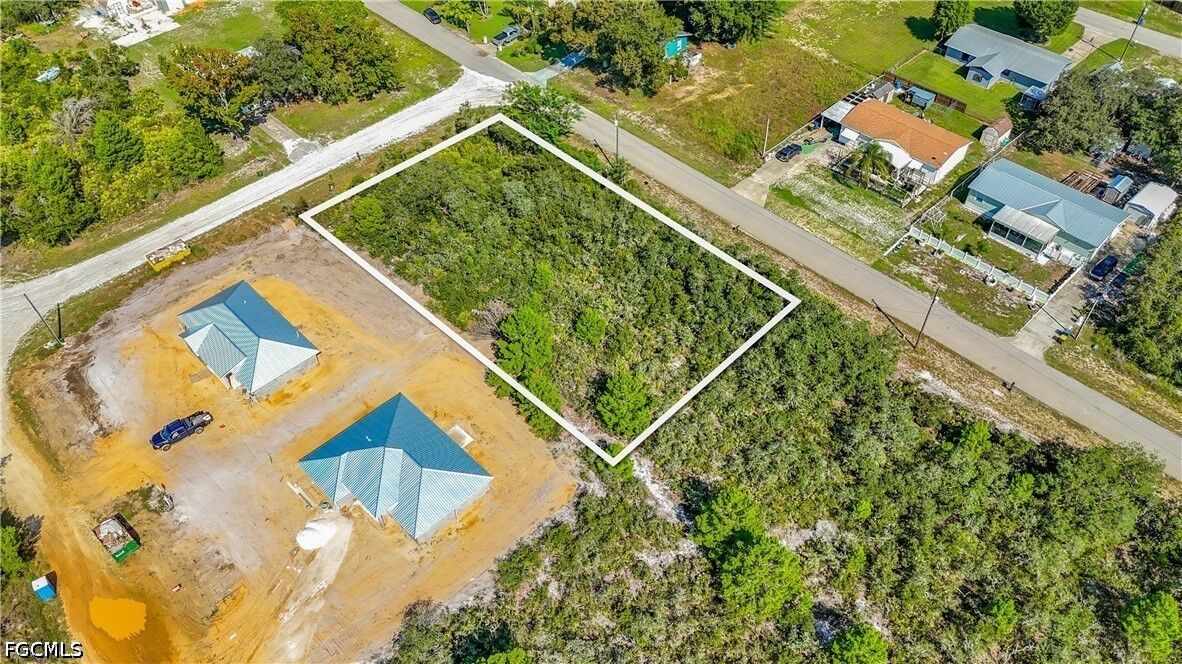 Property Photo:  2877 W Rutland Road  FL 33825 