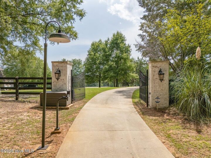 Property Photo:  2649 Amity Road  GA 30673 