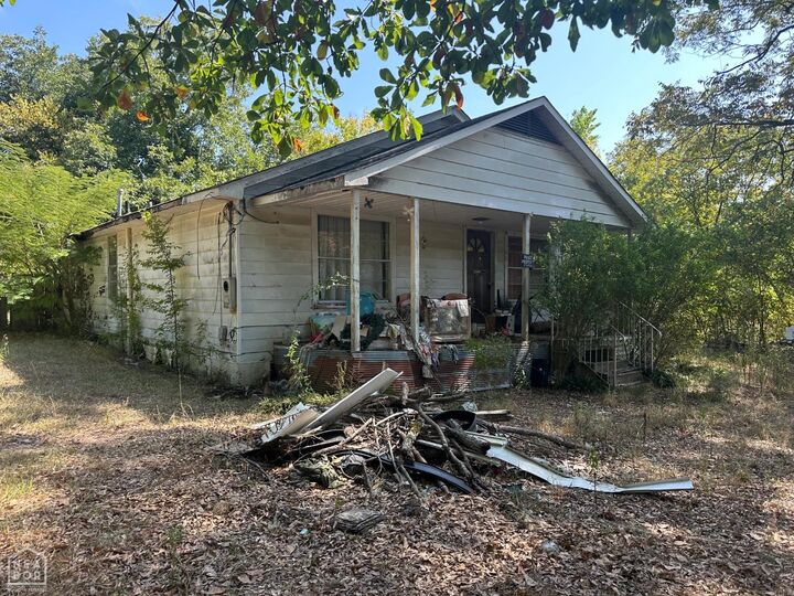 Property Photo: 1406 W Pine Street AR 71671