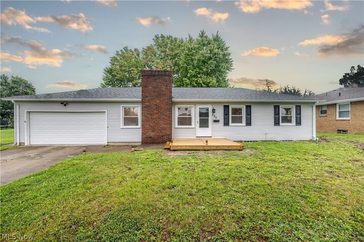 Property Photo: 550 Neoka Drive OH 44405