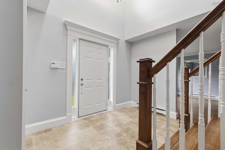 Property Photo: 207 Cresthaven Drive NS B3M 4B5