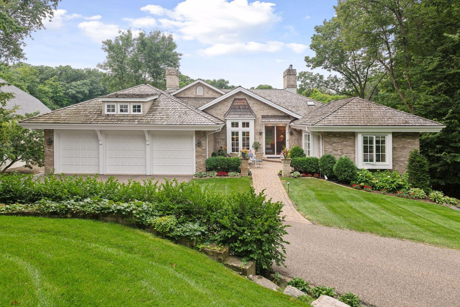 Property Photo: 4670 Old Kent Road MN 55331