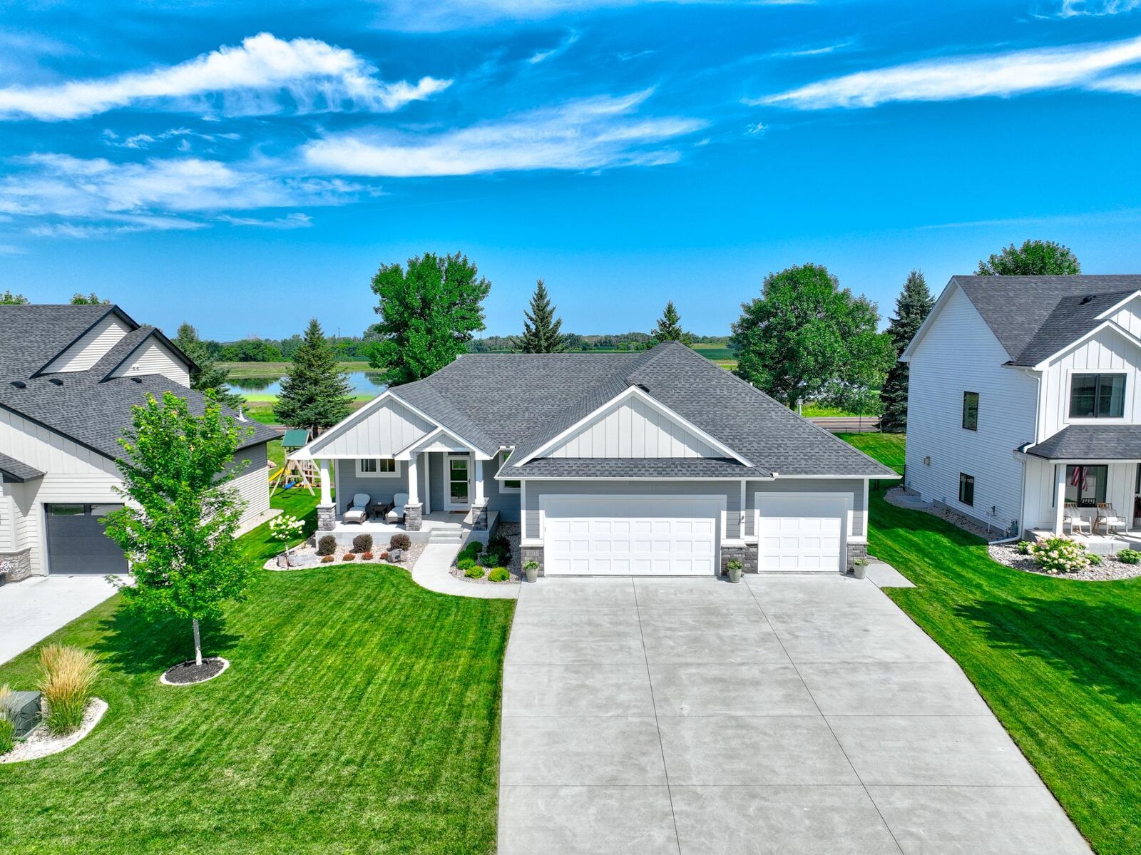 Property Photo:  803 11th Street NE  MN 56071 