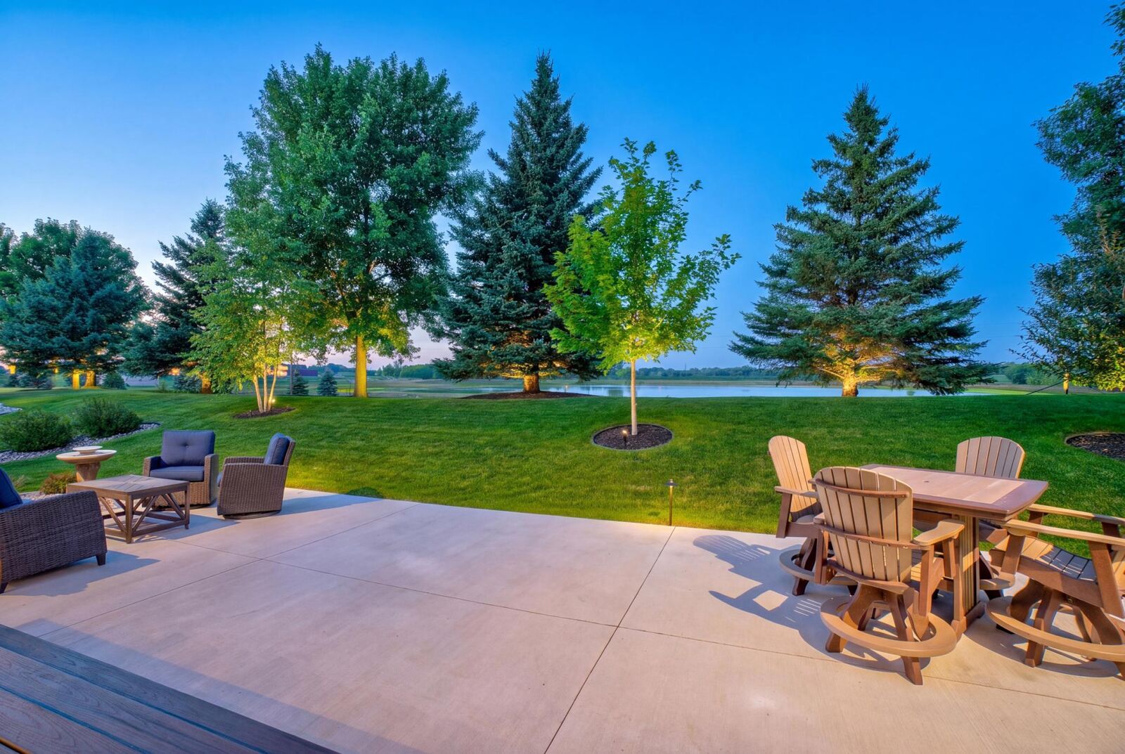 Property Photo:  803 11th Street NE  MN 56071 