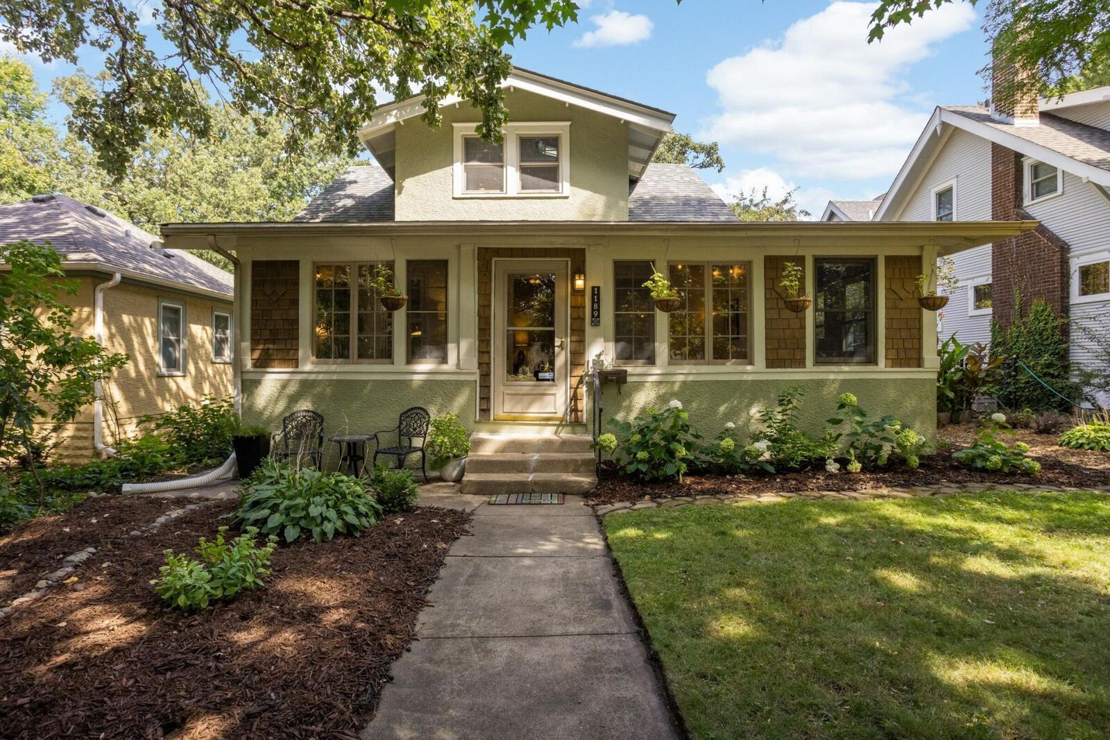Property Photo: 1189 Goodrich Avenue MN 55105