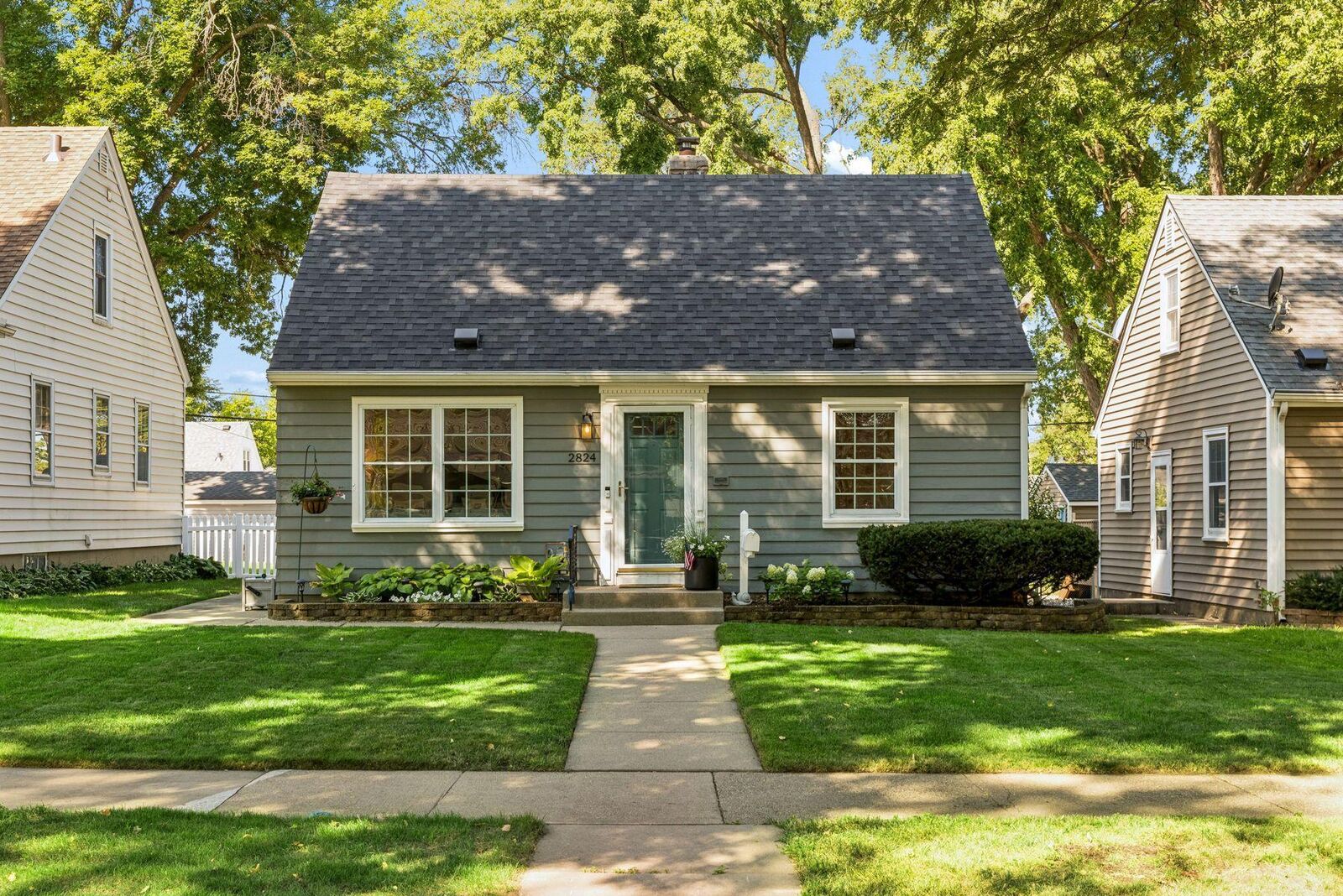 Property Photo: 2824 Idaho Avenue S MN 55426
