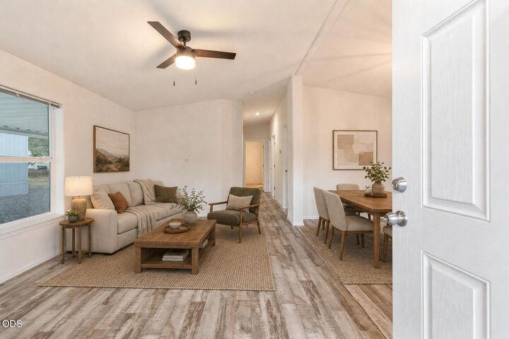 Property Photo:  61000 Brosterhous Road Unit 26  OR 97702 