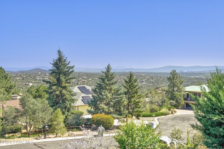 Property Photo: 115 Rockcliff Lane AZ 86303