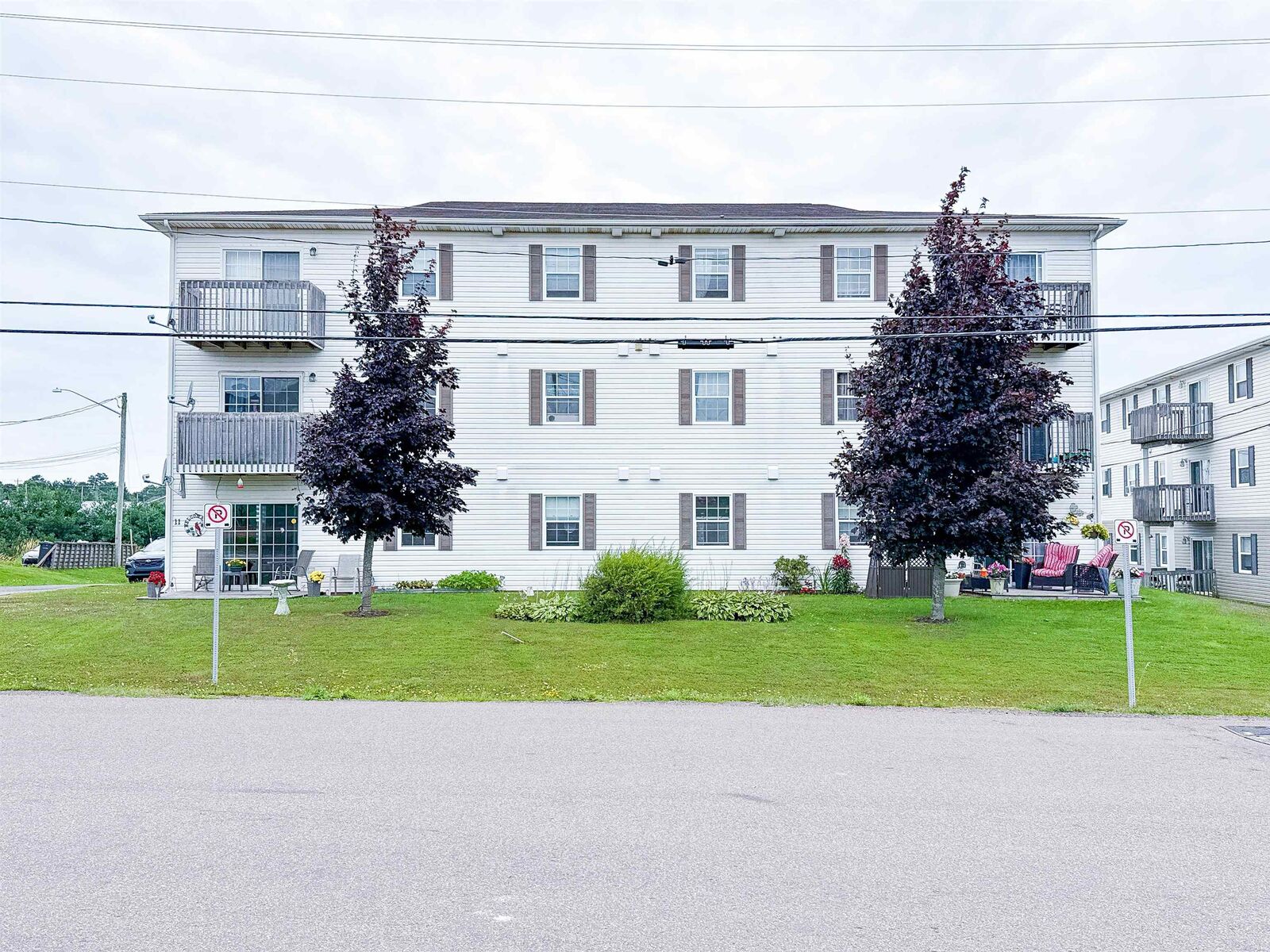 Property Photo: 11 Elena Court PE C1C 0B2