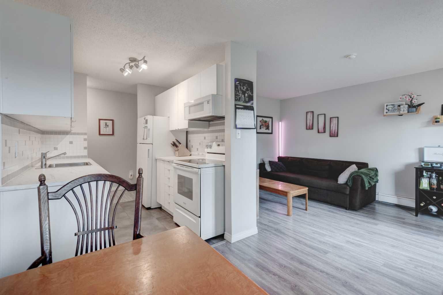 Property Photo: 11620 Elbow Drive SW 811 AB T2W 3L6