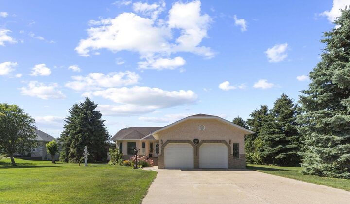 Property Photo: 5209 57A Street AB T0C 2L1